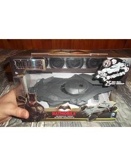 una compra para adornar la estanteria de peliculas de batman