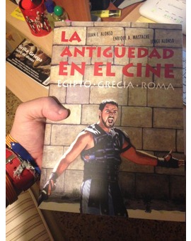 Pues ya que estamos,os recomiendo este libro cinéfilo.