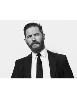Qué os parecen las voces que pone Tom Hardy en sus películas? Creéis que sobreactua o mejora la peli?