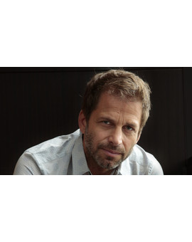 Zack Snyder se separa de "Liga de la Justicia" en su post-produccion por tragedia familiar.