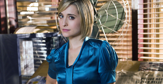 Parece que Chloe no se unira en Smallville: La actriz Allison Mack es condenada a 3 años de prision.