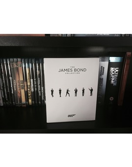 Gracias Amazon... llevaba años detrás de la colección BOND 