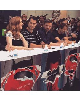 Henry Cavill, Ben Affleck y Amy Adams en la Comic Con