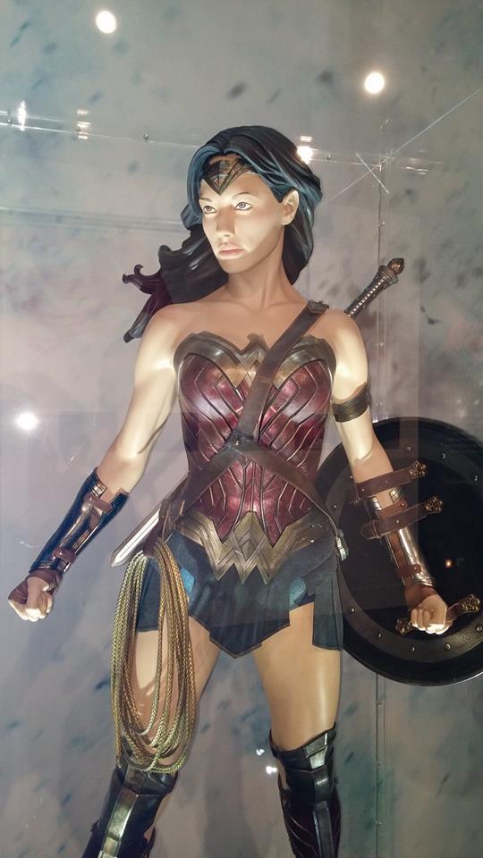 Traje Wonder Woman Universo DC Madrid