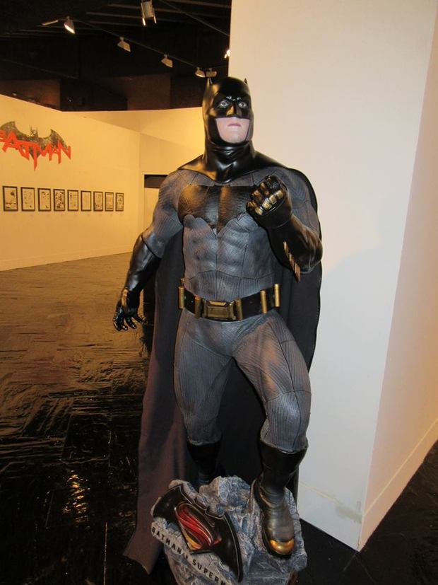 Figura tamaño real Batman Exposicion UNIVERSO DC MADRID