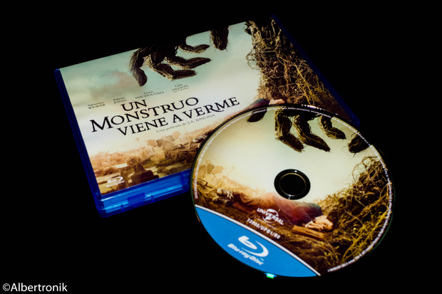 Un Monstruo Viene a Verme - Edición Horizontal Blu-ray 