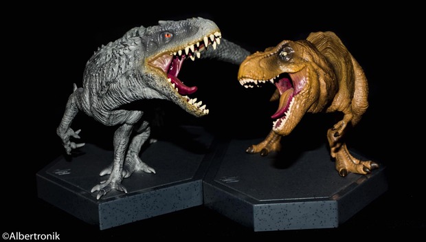  Indominus VS Rexy 