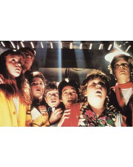 .. y a esto ha mutado la secuela de "Los Goonies"