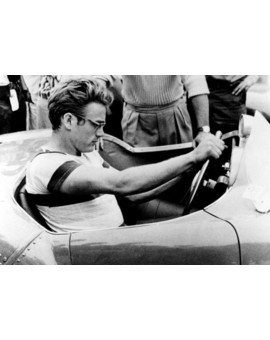 El coche maldito de James Dean