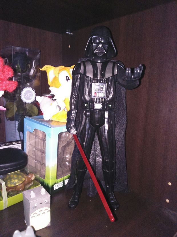 Super regalazo de mi chico, que sabe q me encanta el lado oscuro 