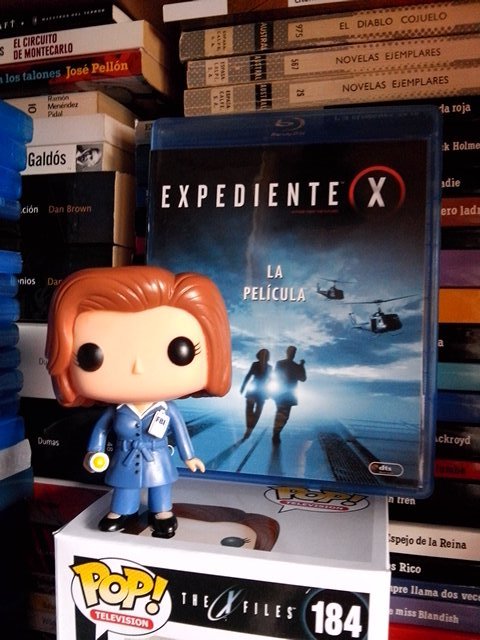 26.10.15 | Dana Scully de "Expediente X" en Zavvi.es 