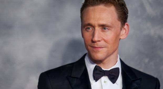 Tom Hiddleston, ¿hermano de Sherlock?