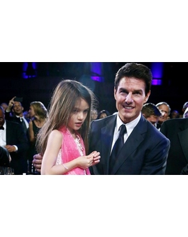 Tom Cruise quiere hacer un exorcismo a su hija "poseída"