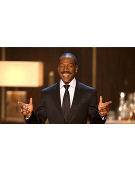 Eddie Murphy llora al recordar lo malas que son algunas de sus películas