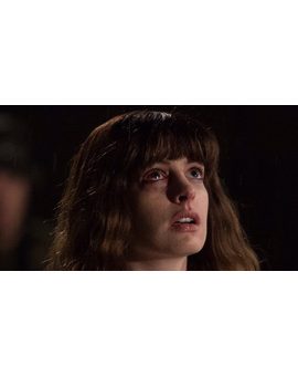 'Colossal': Lo nuevo de Vigalondo divide a la crítica en el Festival de Toronto