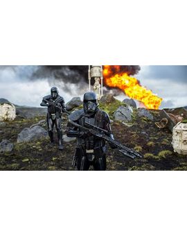 "Star Wars: Rogue One": Tony Gilroy (Jason Bourne)se embolsó 5 millones por volver a rodar algunas escenas