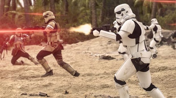 'Rogue One' sí tenía un texto introductorio y otros secretos desvelados por su director/ Los editores revelan las escenas que se rodaron en los reshoots y hablan de la edición extendida