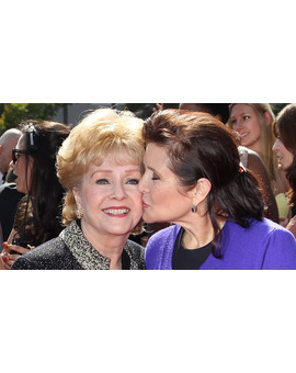 El emotivo homenaje a Carrie Fisher y Debbie Reynolds en los Globos de Oro 2017