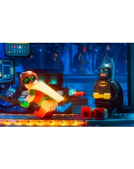'Batman: La Lego Película': Bruce Wayne, El Joker y Alfred se sinceran en este divertido reportaje , y primer spot en castellano