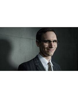 "Gotham": primer vistazo a Edward Nygma como el villano Enigma 
