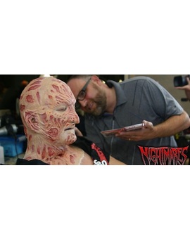 Robert Englund volverá a ser Freddy en un documental