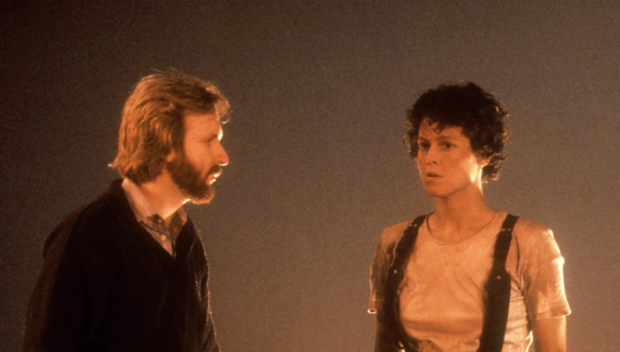 James Cameron convenció a los productores de que debían hacer 'Aliens: El regreso' con una sola palabra