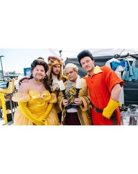 'La Bella y la Bestia': Mira el genial vídeo de James Corden y el elenco cantando en Los Angeles