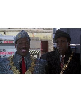 Eddie Murphy confirma mediante un polémico tuit que ya está preparando la secuela de 'El príncipe de Zamunda'