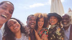 El-principe-de-bel-air-a-la-tia-viv-original-no-le-ha-gustado-nada-la-reunion-y-llama-lameculos-a-alfonso-ribeiro-c_s
