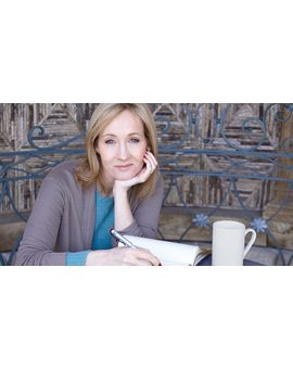 J.K. Rowling pide ayuda a sus fans para encontrar la precuela robada de 'Harry Potter'