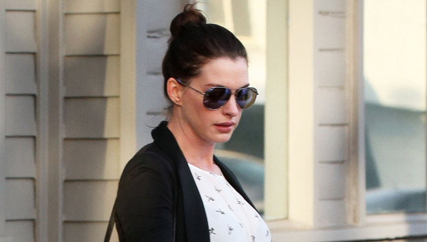 Anne Hathaway estalla y acusa de sexistas a los medios de comunicación