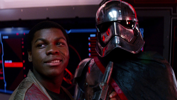 ¿SPOILER? John Boyega habla de la misión secreta de Finn en 'Star Wars: Los últimos Jedi'
