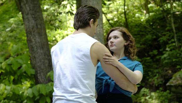 El remake de 'Dirty Dancing' desata una oleada de críticas en su estreno