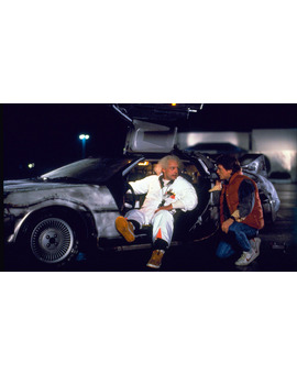 'Regreso al futuro': Un hombre se cree Marty McFly y es multado por conducir su DeLorean a gran velocidad