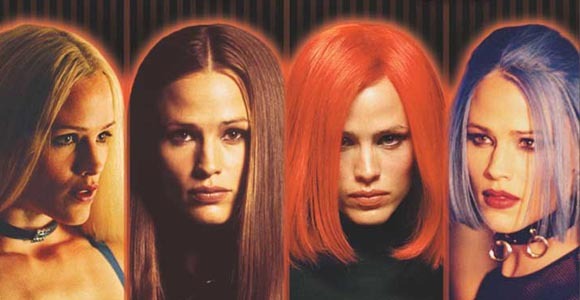 'Alias': Los guionistas reconocen estar en negociaciones con J.J. Abrams sobre un 'reboot'