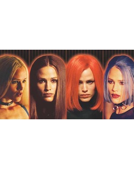 'Alias': Los guionistas reconocen estar en negociaciones con J.J. Abrams sobre un 'reboot'