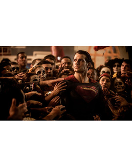 Zack Snyder confirma una oscura teoría de 'Batman v Superman: El amanecer de la Justicia'