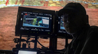 Ron-howard-lo-vuelve-a-hacer-esta-vez-nos-muestra-al-nuevo-lando-calrissian-en-su-monitor-c_s