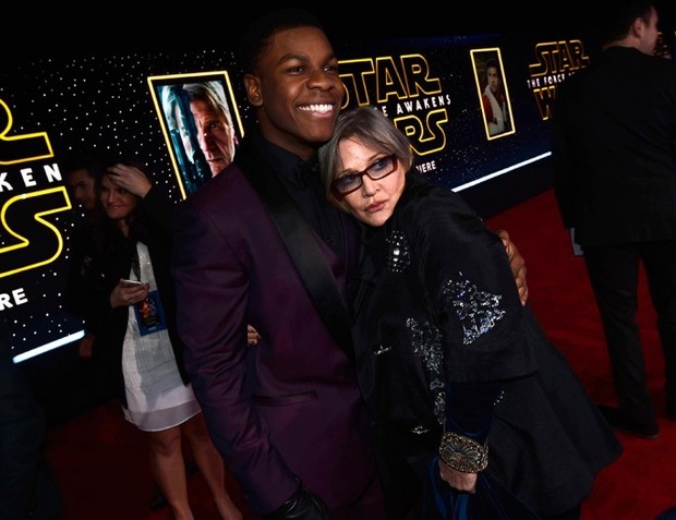 'Star Wars: Los últimos Jedi': John Boyega explica cómo será el homenaje a Carrie Fisher en la película