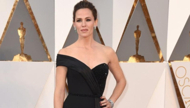 Jennifer Garner ha subido este vídeo colocada y llorando de emoción y tiene a Internet alucinando