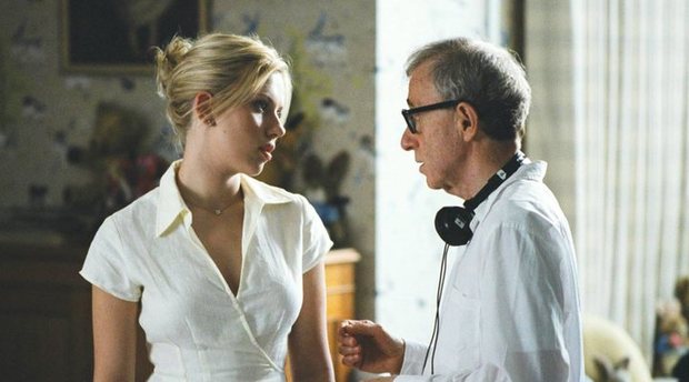 Scarlett Johansson vuelve a ser criticada por defender a Woody Allen