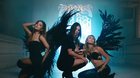 Videoclip-de-los-angeles-de-charlie-con-miley-cyrus-ariana-grande-y-lana-del-rey-c_s