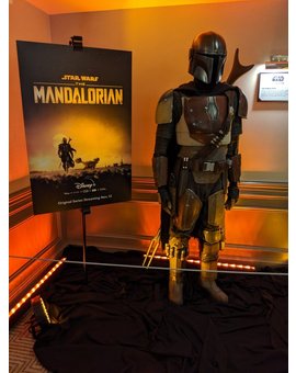 Las primeras reacciones a The Mandalorian dicen que es la serie de Star Wars que estábamos esperando