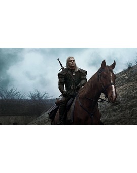 'The Witcher': Henry Cavill espera interpretar a Geralt "durante muchos años"