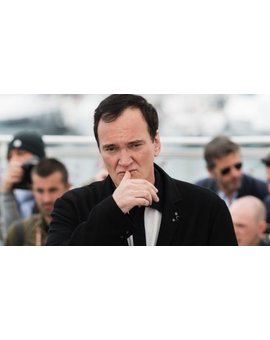 Tarantino podría hacer una obra de teatro, una serie y un libro antes de hacer su última película