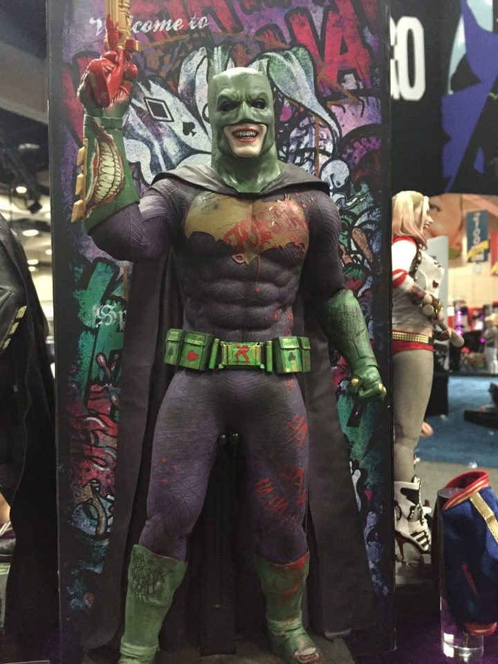 Escuadrón Suicida': David Ayer explica el Joker vestido de Batman del  merchandising