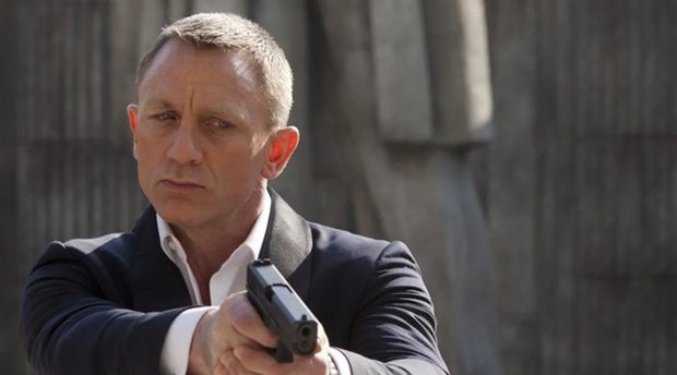 ¿Está insinuando el jefe de Disney que andan detrás de James Bond para comprarlo?