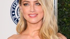 Lluvia-de-criticas-a-amber-heard-por-reaparecer-publicamente-tras-la-filtracion-de-los-audios-c_s