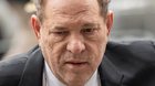 Harvey-weinstein-condenado-a-23-anos-de-carcel-por-violacion-y-actos-sexuales-criminales-c_s