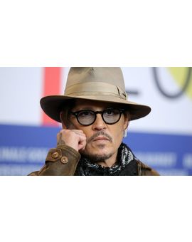 Johnny Depp habla por primera vez del trozo de dedo que perdió en una supuesta pelea con Amber Heard